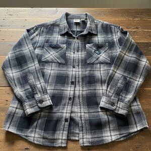 Quiksilver Men's Black White Plaid Flannel Shirt - Size L 🏄‍♂️